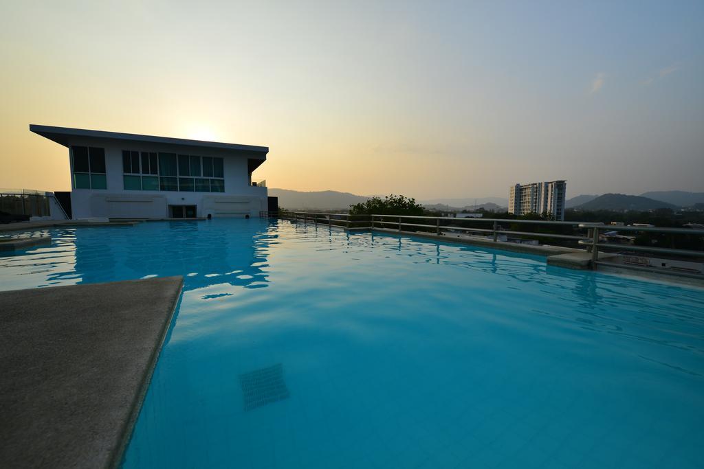 Modern Thai Suites 布吉 外观 照片